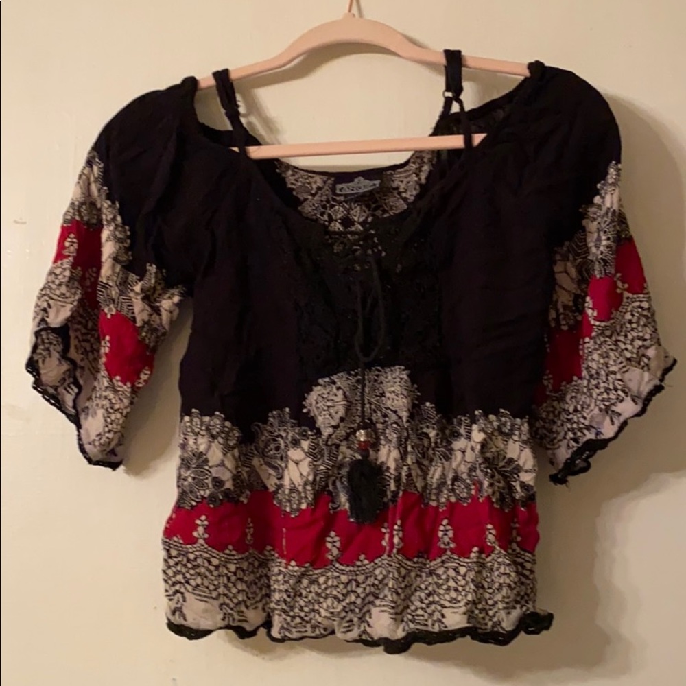 Half sleeve cropped top